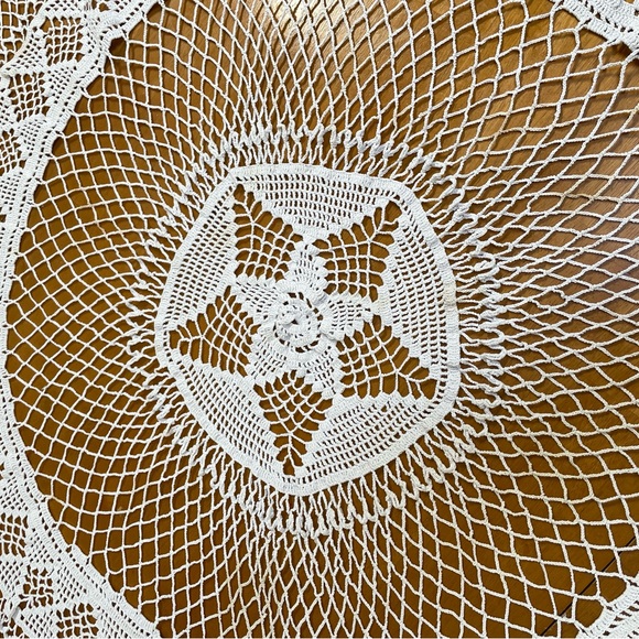 Round crochet tablecloth, Tablecloth D 40", crochet tablecloth Handmade - Picture 5 of 5